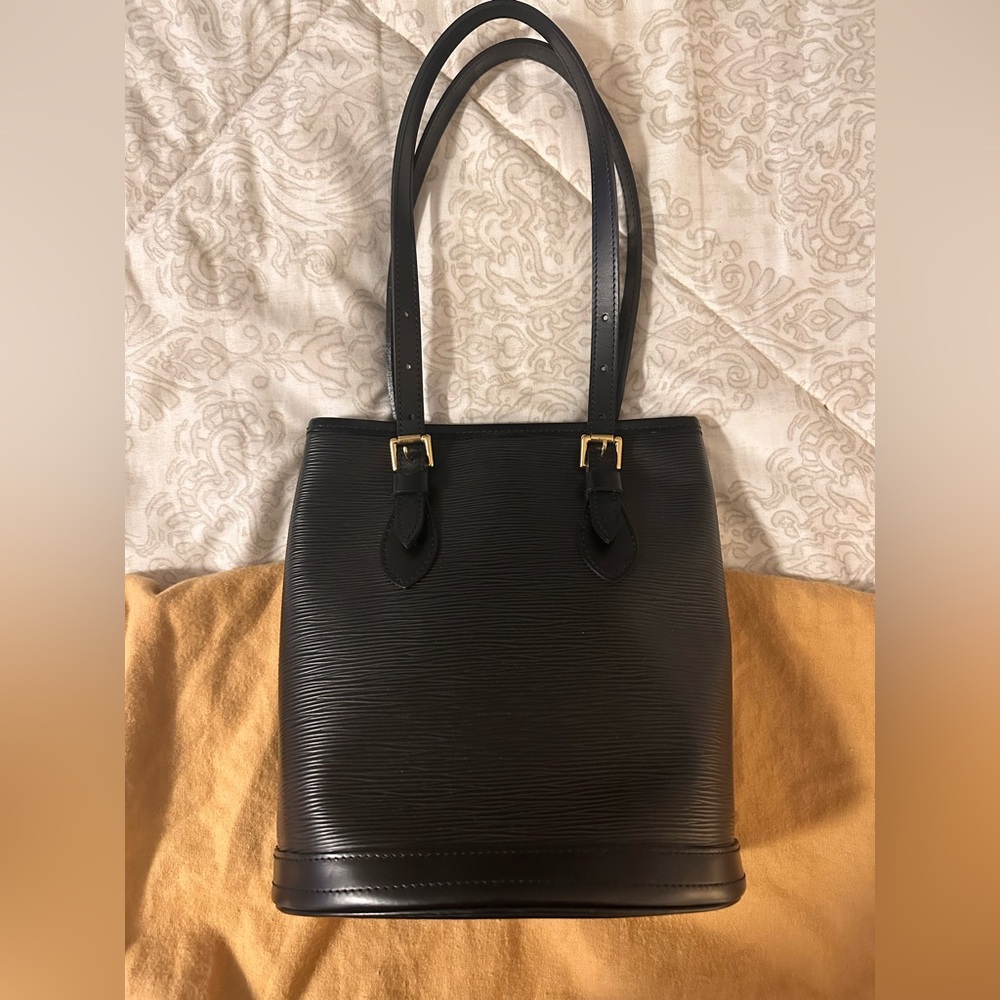Louis Vuitton Bucket Bag